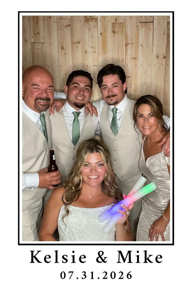 Chicago Mirror Booth - 1