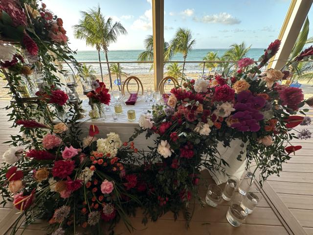 Courtyard by Marriott Isla Verde Beach Resort - 3