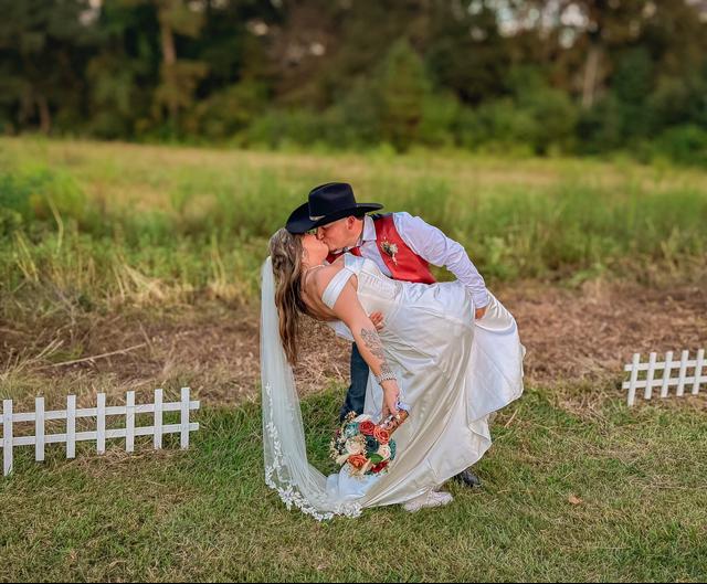 Weddings at Lakeside - 1