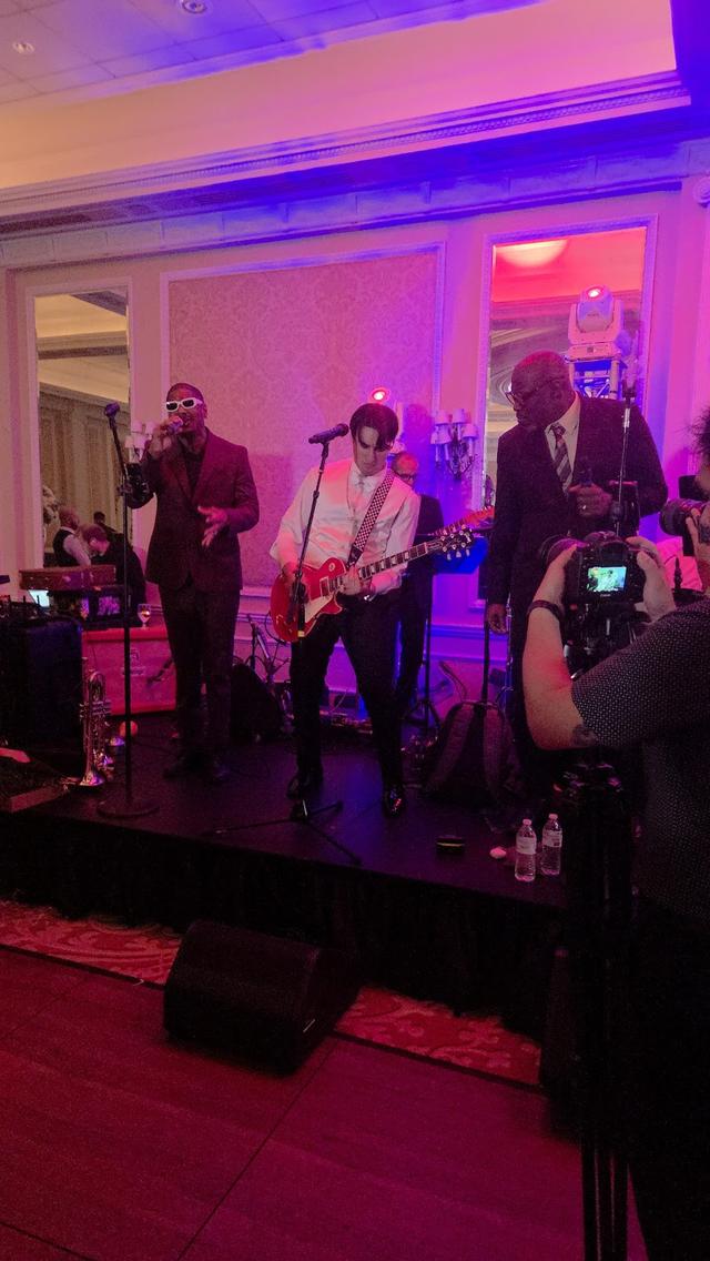 Entourage Band - 2