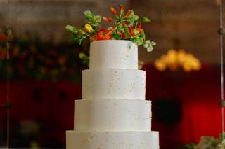 Incredible Edibles Bakery - 6