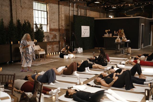 Studio 215 - 1