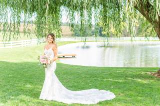Lilla's Bridal Boutique - 20