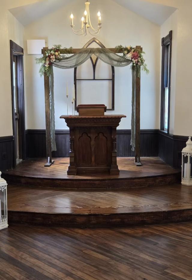 The Chapel at New Richmond - 4