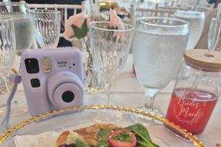 middle of the island catering co - 7