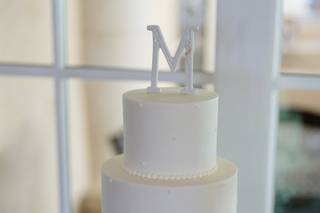 Holly’s Bakes & Cakes - 4