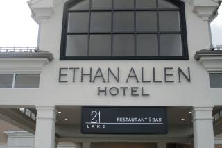 Ethan Allen Hotel - 34