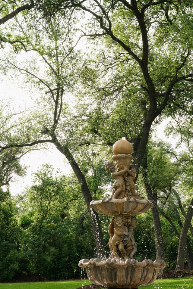 Casa Blanca On Brushy Creek - 2