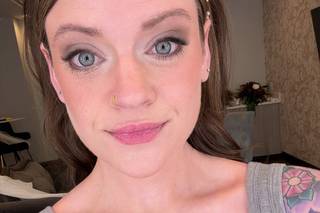 Makeup Savvy - 5