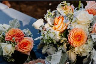 Luxury Floral Designs by Karla's Kreations - 22