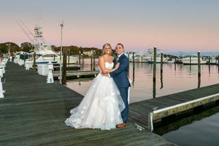 The Crystal Point Yacht Club - 11