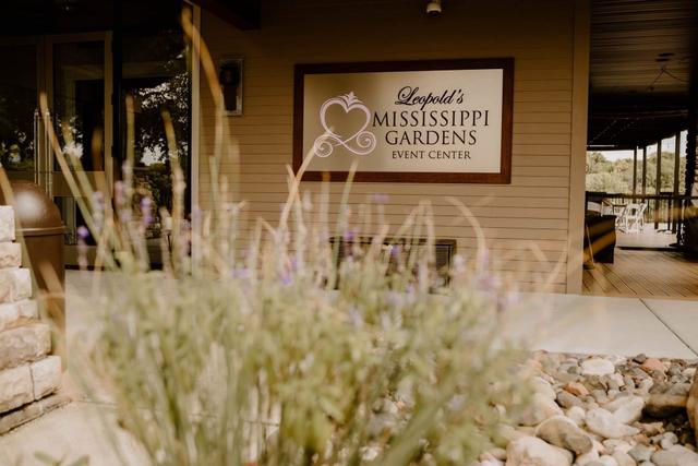 Leopold's Mississippi Gardens - 1