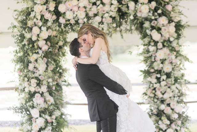 Robertson's Flowers & Events 1