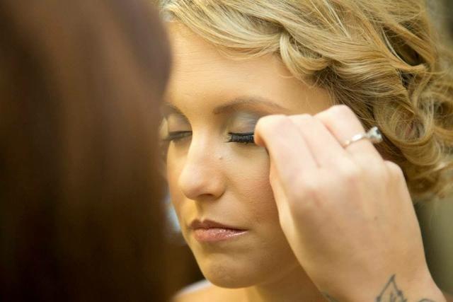Kaitlyn Van Winkle Makeup Artist - 4