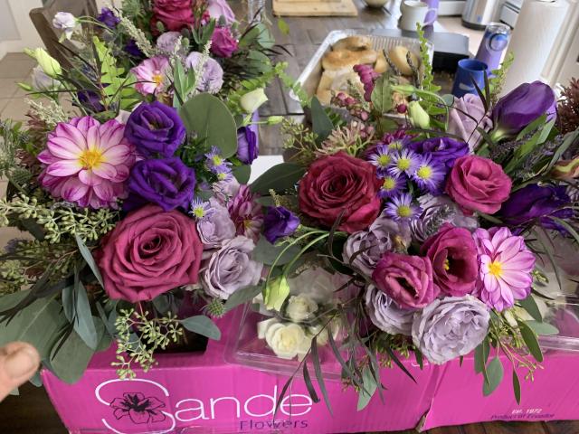 Dancing Tulip Floral Boutique - 4