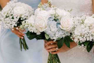 J Designs, A Wedding Flower Boutique - 7