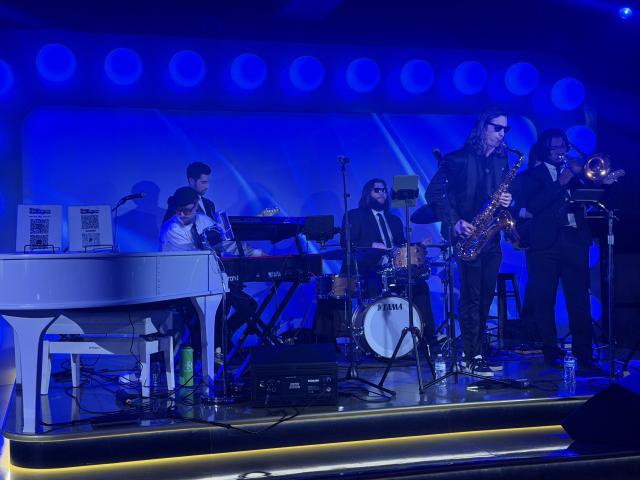 Cam Gallagher & The Tasty Soul - 1