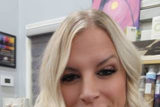 Vogue hair extensions salon - 9