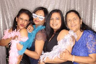 Strike A Pose Foto Booth - 10