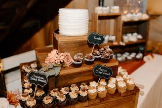 Frosted Swirl Cupcakes - 8