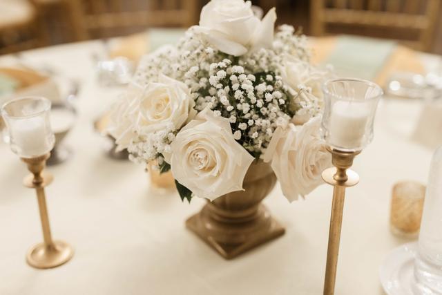 Dream Designs Florist and Wedding Boutique - 1