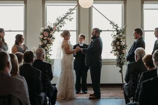 Love Your Moment - 40