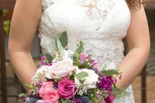Makeup and Hair By Traci - 23