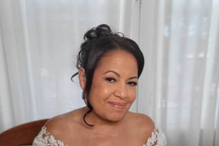 Polished Hair and Beauty Bar Llc - 8