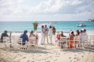 Bahamas Wedding Planner - 28