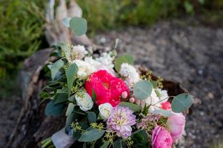 Tipsy Tulip Designs, LLC - 41