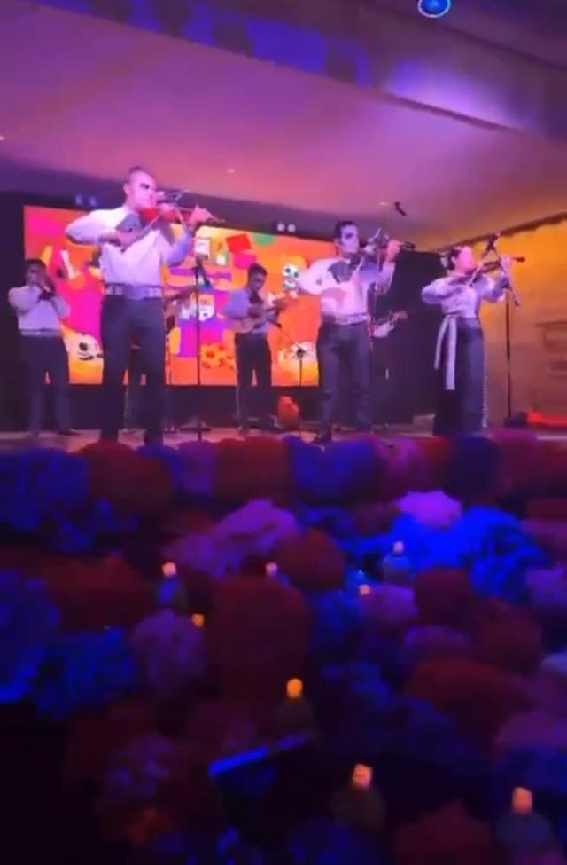 Mariachi Perla de México - 3