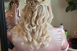 All Dolled Up Onsite Salon - 11