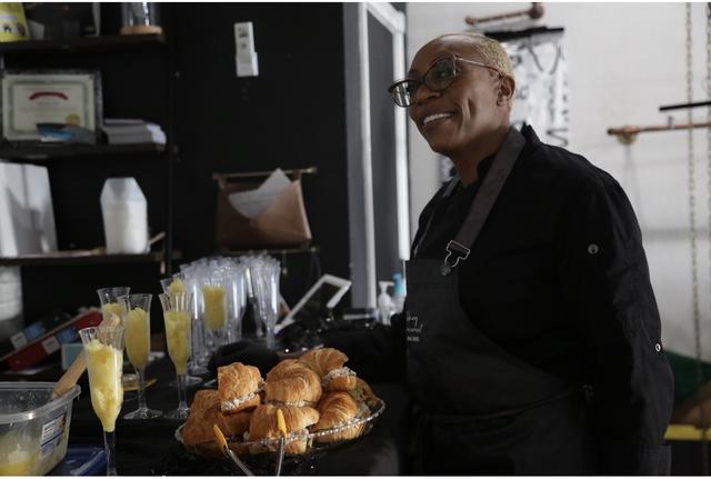 GennieBee Catering - 1