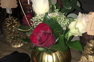 Diane's Flowers Please - 7