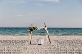 Holiday Inn Resort Pensacola Beach - 5