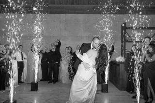 Borrowed Charm Events Rentals & Styling - 28