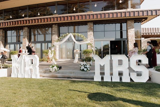 Kiva Club Weddings in Trilogy at Vistancia - 4