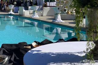 The Pines Resort - 9