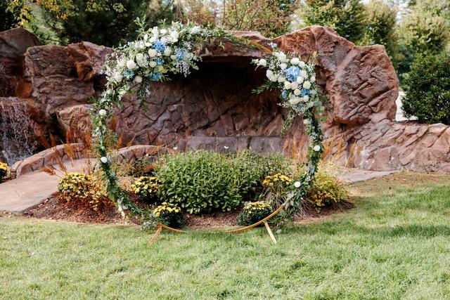 Anne's Florals & Gifts - 4