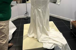 Fariba's Bridal Alterations & Custom Design - 5