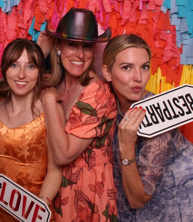 Blooming Photo Booth - 3