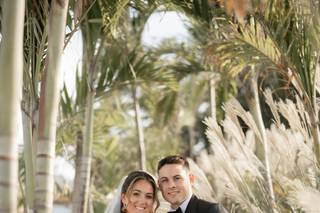 The Crescent Beach Club - 10