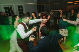 Don't Stop the Party Entertainment - 5