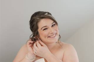 The Crown A Hair & Makeup Boutique - 9