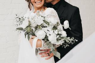 Mariah Oldacre Weddings & Lifestyle Photography - 11