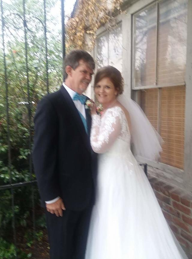 Janet's Flowers and Wedding Chapel - 3
