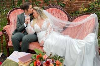Laura of Lauxmont Floral Designs - 34