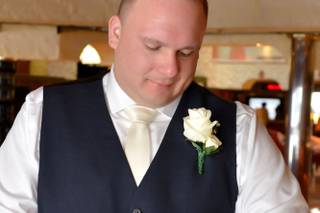 Decorative Touch Floral & Gift Shop - 19