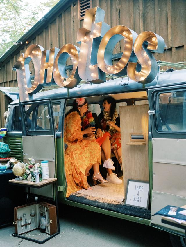 The Wandering Photo Bus - 2