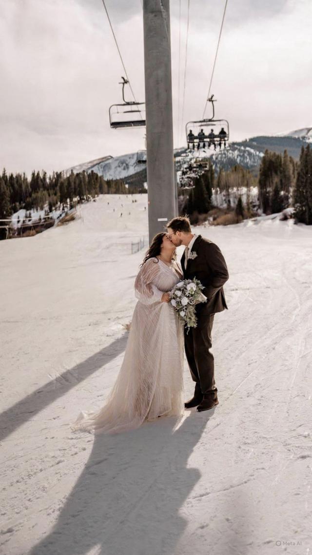 Hotel Alpenrock Breckenridge, Curio Collection by Hilton - 3